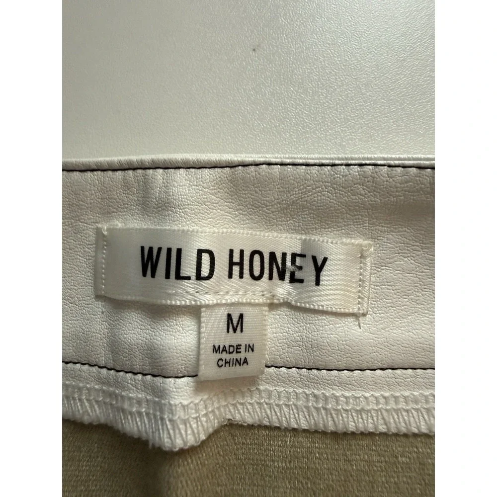 Wild Honey preowned good